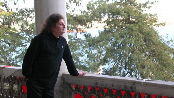 Atatürk’ün Balkonundan Denize Bakarken…